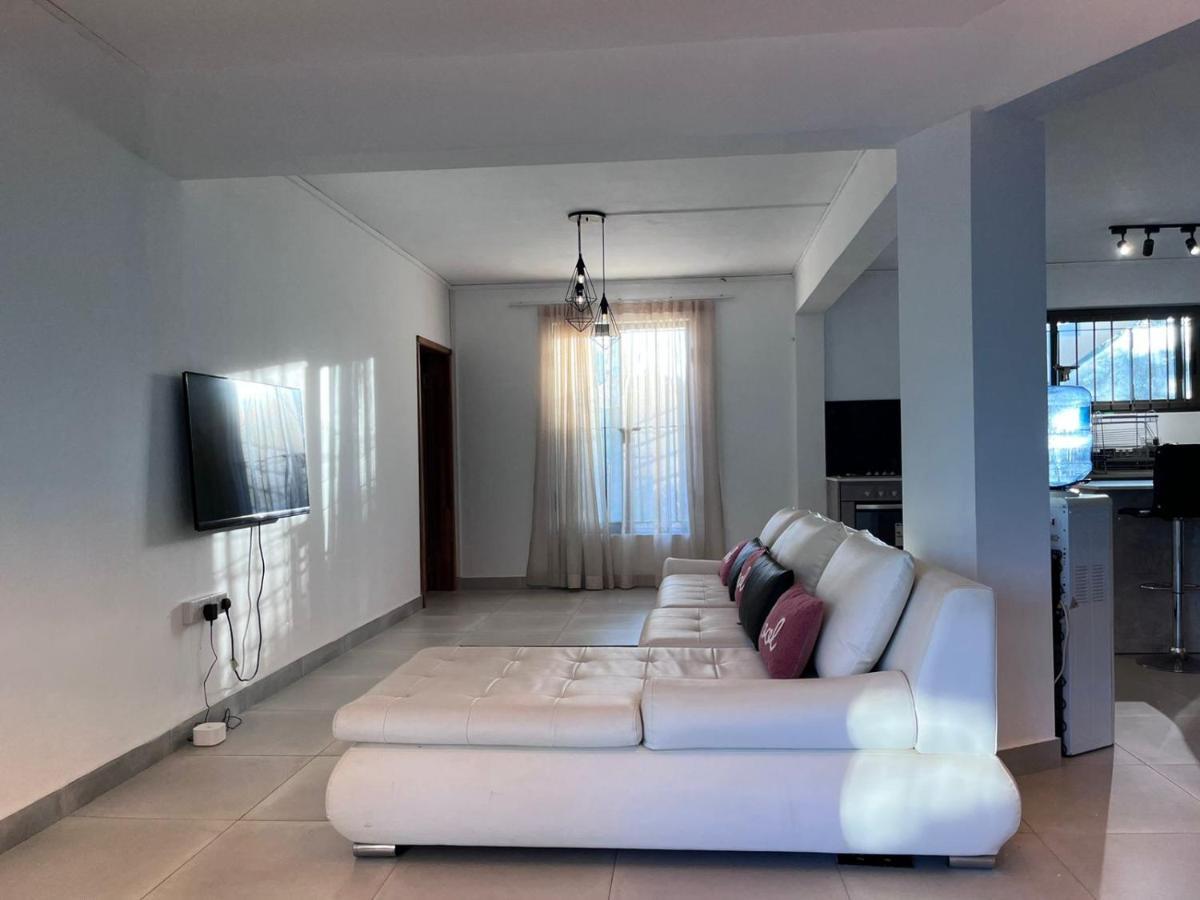 Seasons Break Apartment Pereybere Pereybere Beach Buitenkant foto